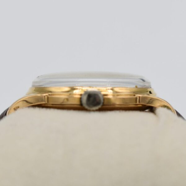 Montre mecanique Jaeger LeCoultre en or jaune 18K