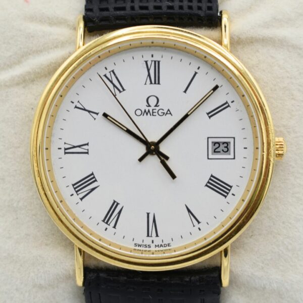 Montre Omega à Quartz en or jaune 18K